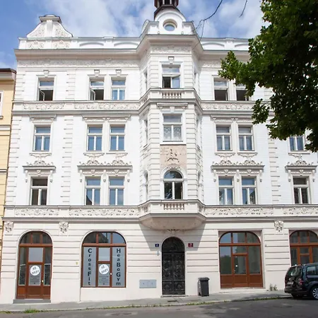 Blueground Rostovska Str Nr Park Foodie Area Prg-28 Apartmán